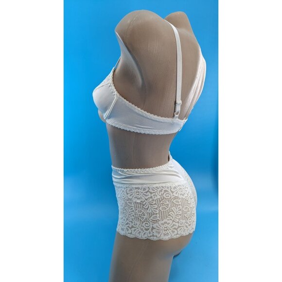 ROMANCE Ivory Bra & Boyshort set lots of sizes NEW - Picture 5 of 5